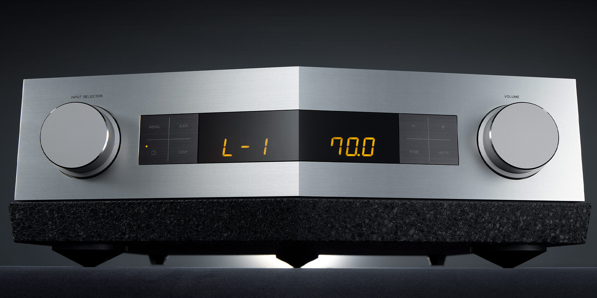 TAD Labs C700 Reference PreAmplifier