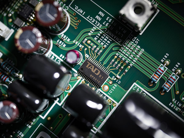 TAD C700 volume control circuit