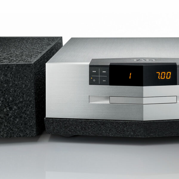 TAD Labs D700 Reference Disc Player DAC