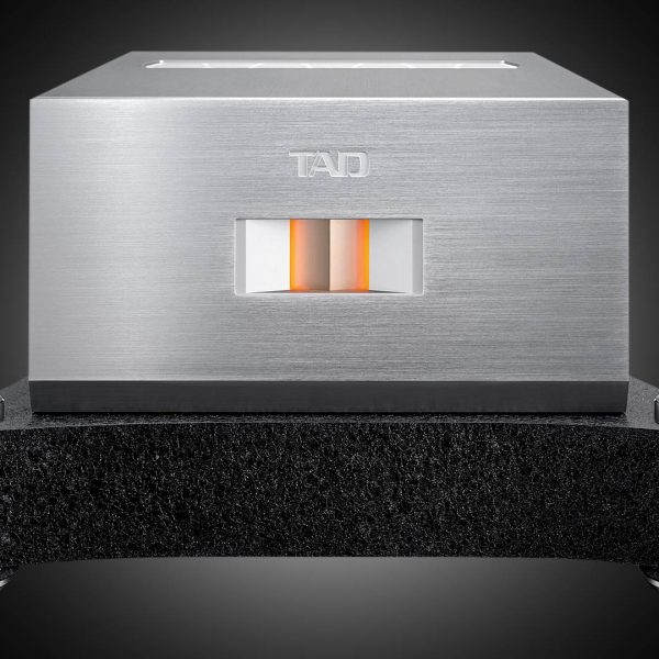 TAD M700 Power Amplifier